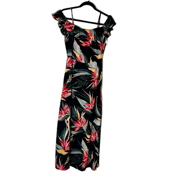 Rebecca Minkoff Davis Off-The-Shoulder Tropical Floral Maxi Dress - Picture 4 of 11